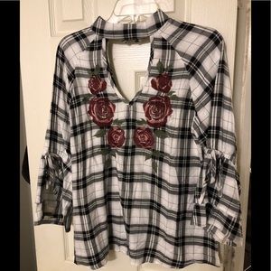 Plaid bell sleeved blouse